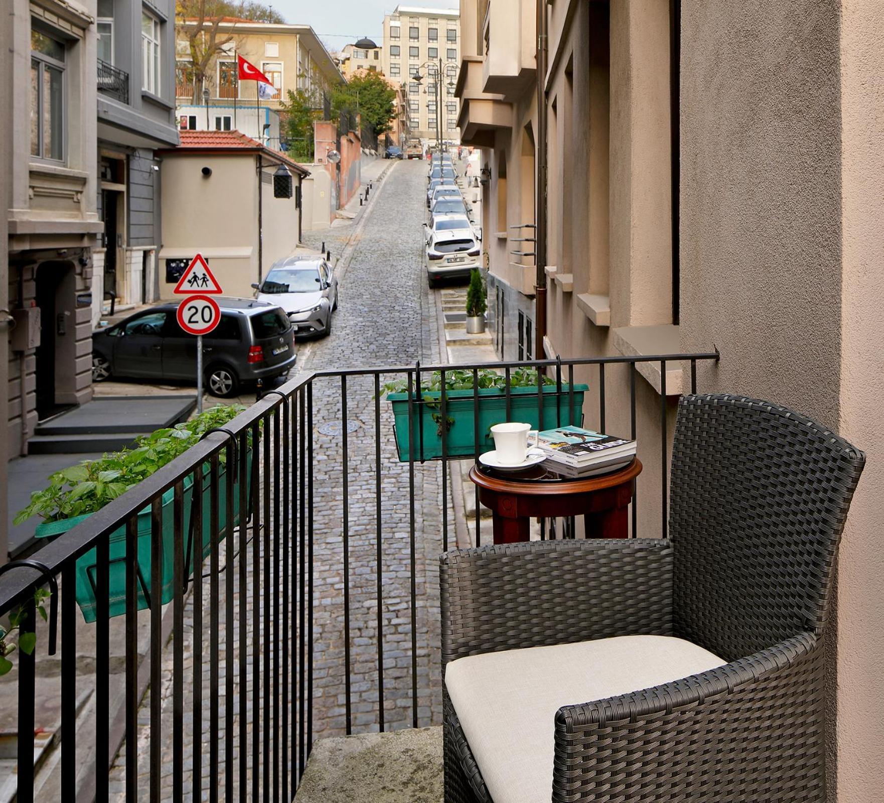 Galateia Residence Istanbul Exterior photo